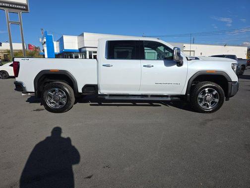 2026 GMC Sierra 2500 SLT