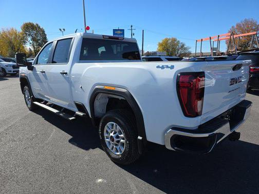 2026 GMC Sierra 2500 Base