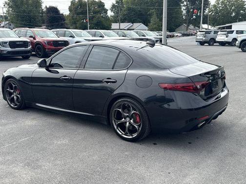 2017 Alfa Romeo Giulia Ti