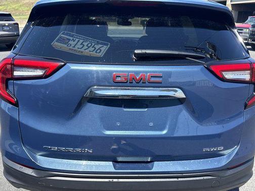 Downpour Metallic 2024 GMC Terrain SLE