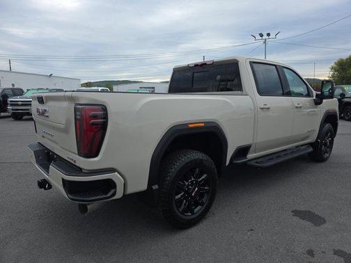 2026 GMC Sierra 2500 AT4