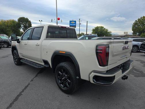 2026 GMC Sierra 2500 AT4