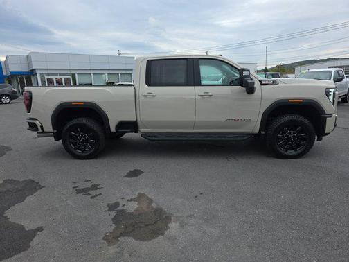 2026 GMC Sierra 2500 AT4