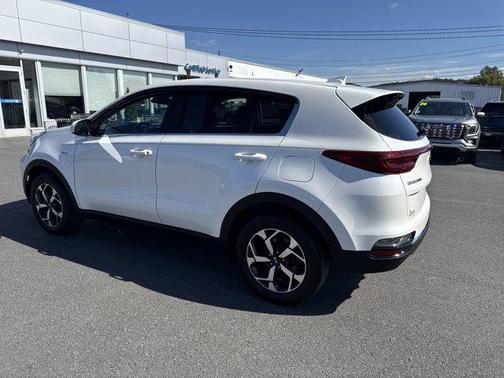 2022 Kia Sportage LX