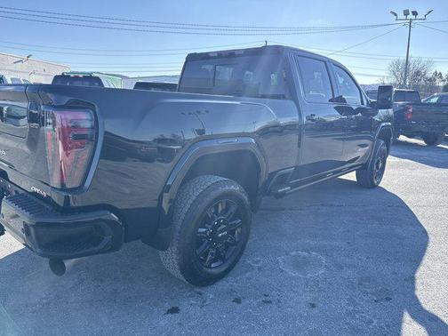 2024 GMC Sierra 2500 AT4