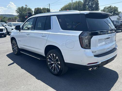 2025 Chevrolet Tahoe 4WD High Country