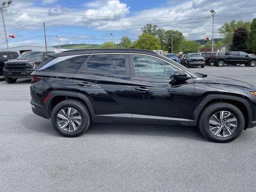 2024 Hyundai TUCSON Hybrid Blue