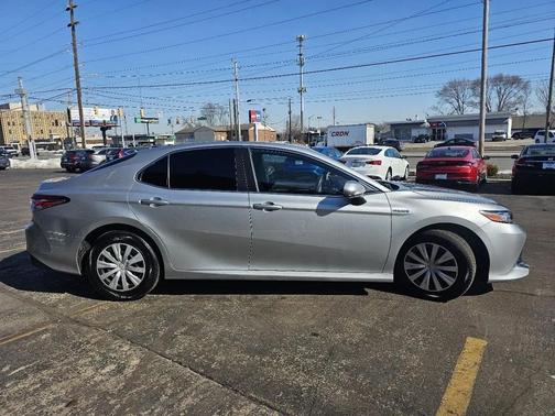 2020 Toyota Camry LE