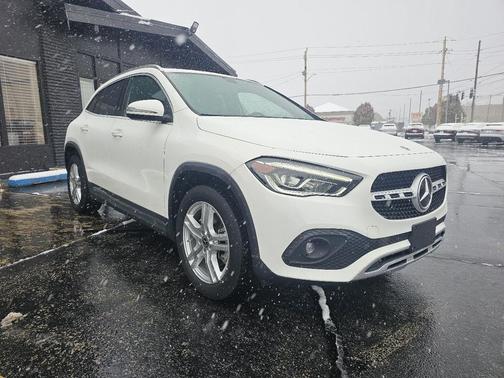 2021 Mercedes-Benz GLA 250 Base 4MATIC
