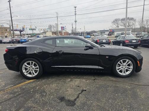 2019 Chevrolet Camaro 1LS