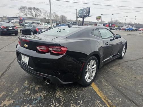 2019 Chevrolet Camaro 1LS