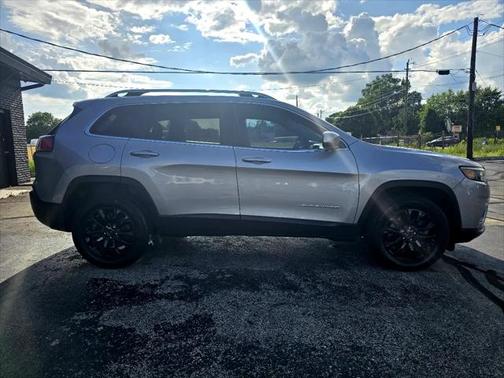 2019 Jeep Cherokee Latitude