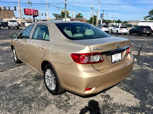 2013 Toyota Corolla LE
