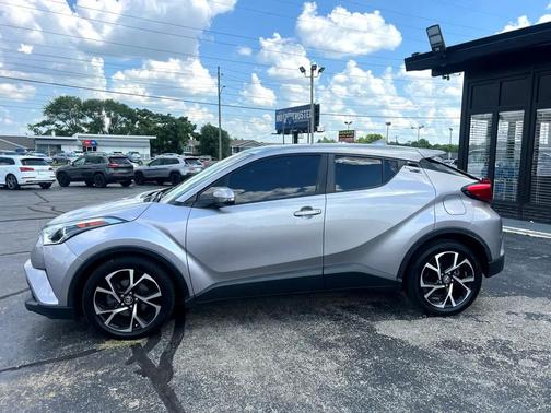 2019 Toyota C-HR XLE