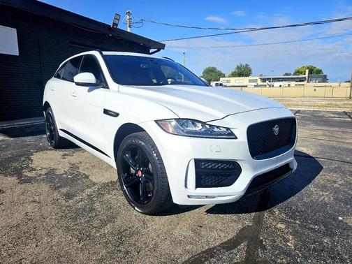 2017 Jaguar F-PACE 35t R-Sport