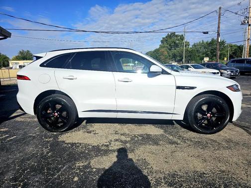 2017 Jaguar F-PACE 35t R-Sport