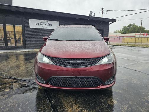 2019 Chrysler Pacifica Touring-L Plus