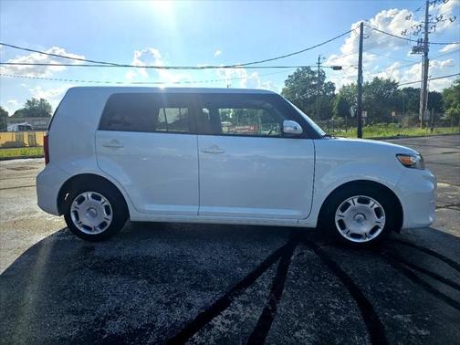 2014 Scion xB Release Series 10.0