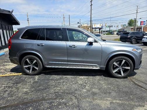 2016 Volvo XC90 T6 R-Design