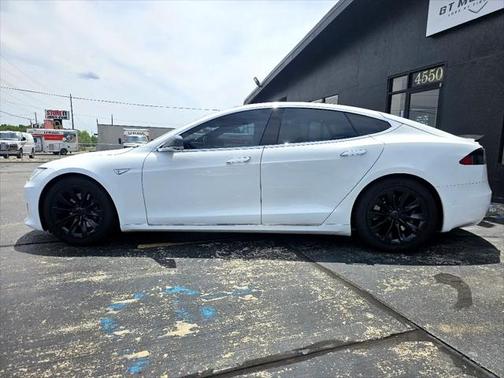 2016 Tesla Model S 75D