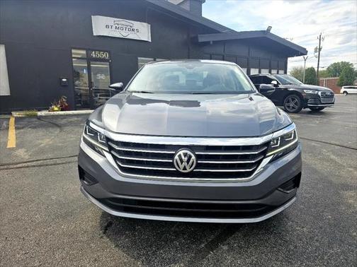 2022 Volkswagen Passat 2.0T Limited Edition