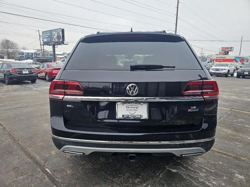 2018 Volkswagen Atlas 3.6L SEL Premium