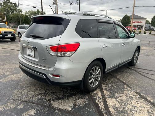 2015 Nissan Pathfinder SL