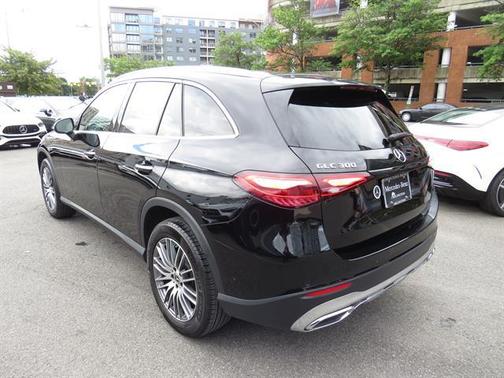 2024 Mercedes-Benz GLC 300 4MATIC