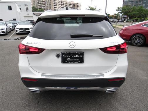 2025 Mercedes-Benz GLA 250 4MATIC