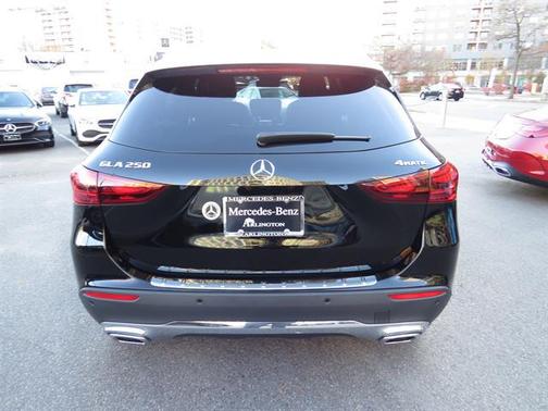 2025 Mercedes-Benz GLA 250 4MATIC