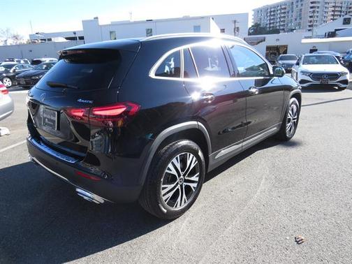 2025 Mercedes-Benz GLA 250 4MATIC