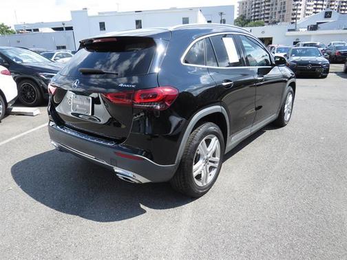 2021 Mercedes-Benz GLA 250 Base 4MATIC