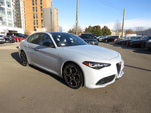 2024 Alfa Romeo Giulia Ti