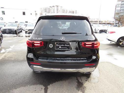 2025 Mercedes-Benz GLB 250 4MATIC
