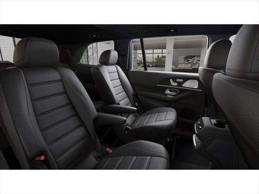 2025 Mercedes-Benz GLS 450 4MATIC