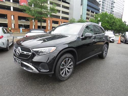 Black 2026 Mercedes-Benz GLC 300 4MATIC