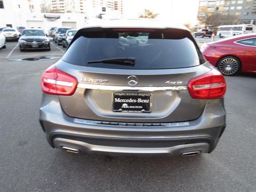 2015 Mercedes-Benz GLA-Class 4MATIC