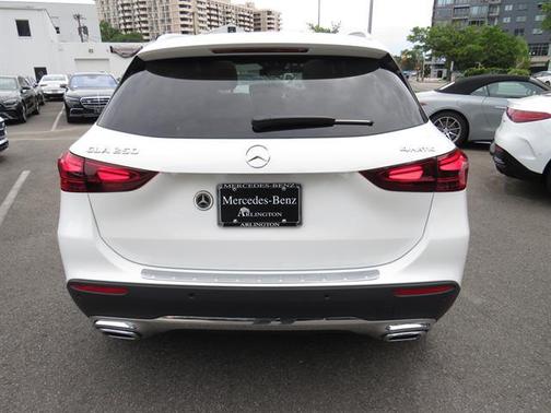 2025 Mercedes-Benz GLA 250 4MATIC