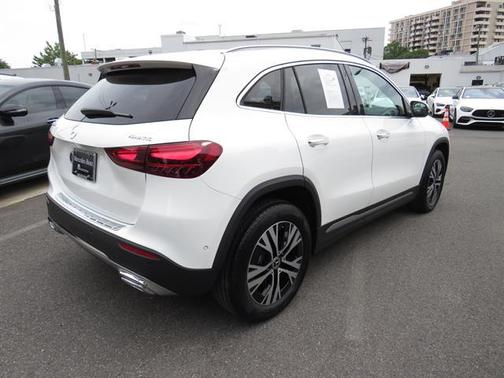 2025 Mercedes-Benz GLA 250 4MATIC