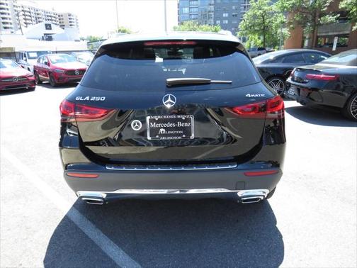 2021 Mercedes-Benz GLA 250 Base 4MATIC