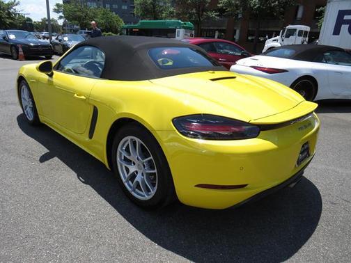 2024 Porsche 718 Boxster Style Edition