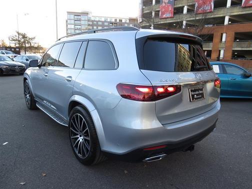 2025 Mercedes-Benz GLS 450 4MATIC