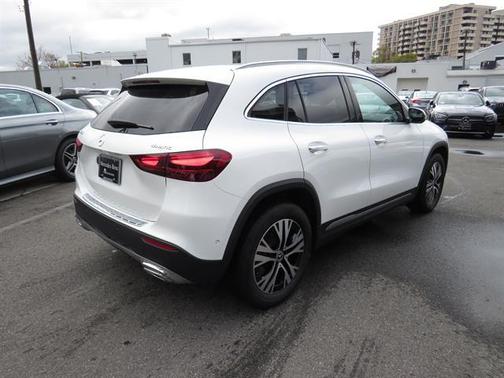 2025 Mercedes-Benz GLA 250 4MATIC