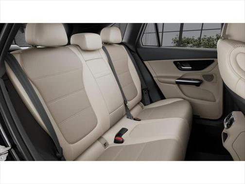 2025 Mercedes-Benz GLC 350e Base