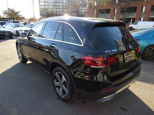 2022 Mercedes-Benz GLC 300 4MATIC