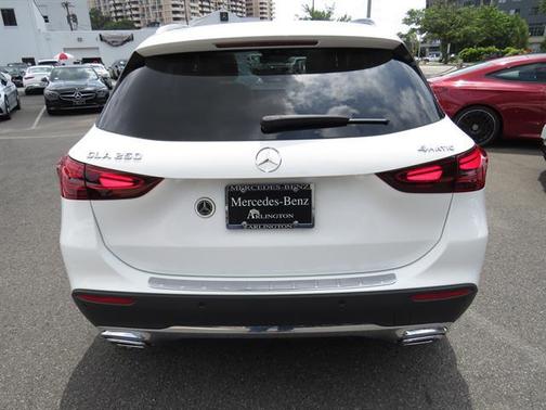 2025 Mercedes-Benz GLA 250 4MATIC