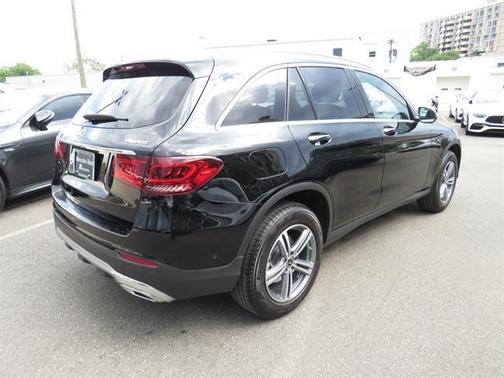 2022 Mercedes-Benz GLC 300 4MATIC