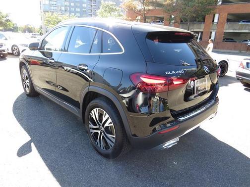2025 Mercedes-Benz GLA 250 4MATIC