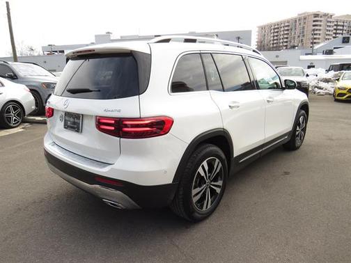 2025 Mercedes-Benz GLB 250 4MATIC