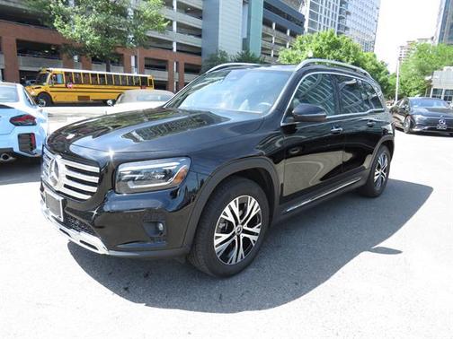 Night Black 2024 Mercedes-Benz GLB 250 4MATIC